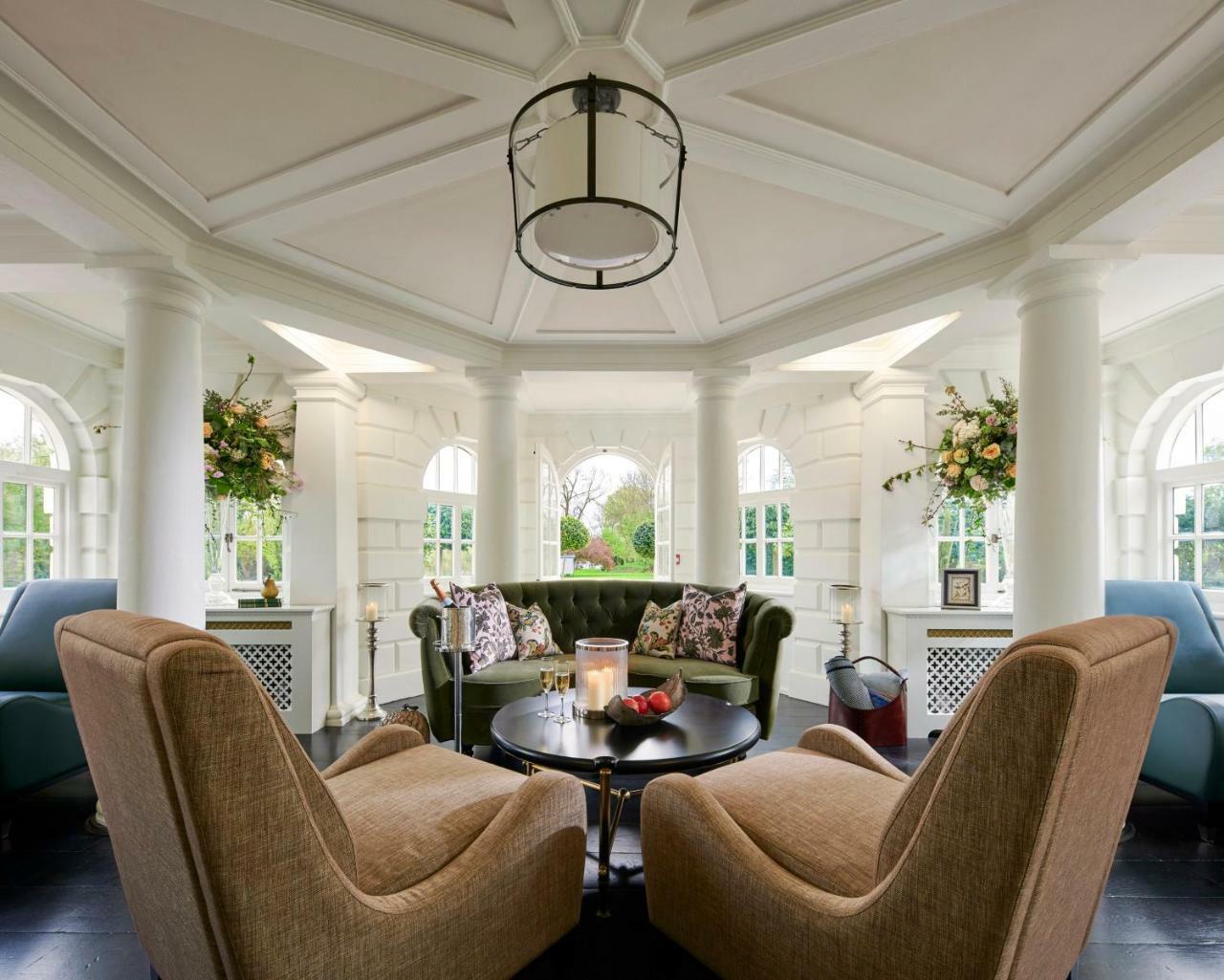 Monkey Island Estate - Small Luxury Hotels Of The World Bray Luaran gambar The interior of the Orangery